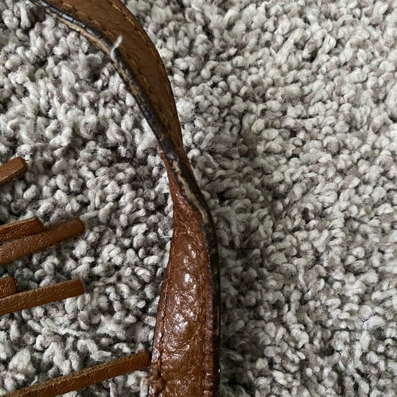 Michael Kors Bedford Tassel Shoulder Bag (BROKEN STRAP) - Picture 7 of 11